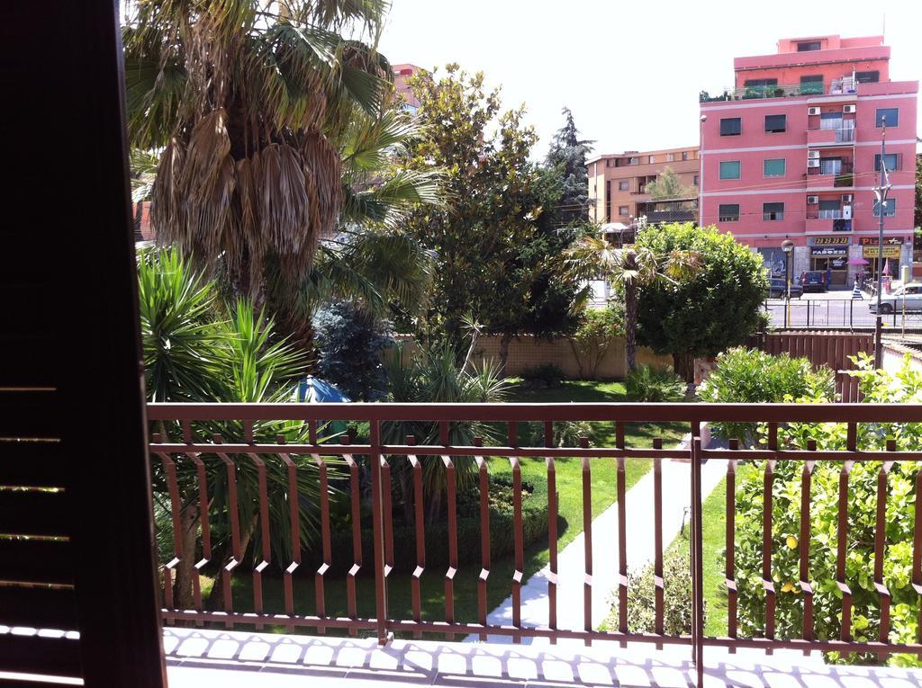 Ciao Ciao Roma Bed and Breakfast Δωμάτιο φωτογραφία